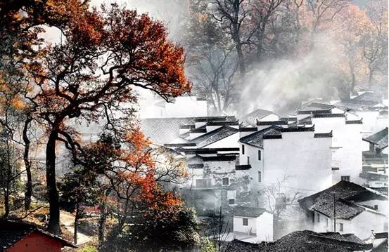 一生痴绝处，无梦到徽州！