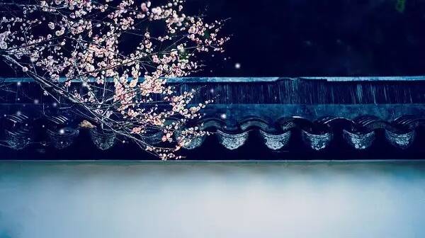 一生痴绝处，无梦到徽州！